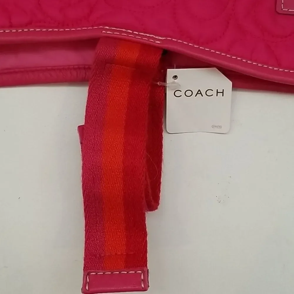 Coach Dog Puffer Jacket Coat Medium - Picture 2 of 12